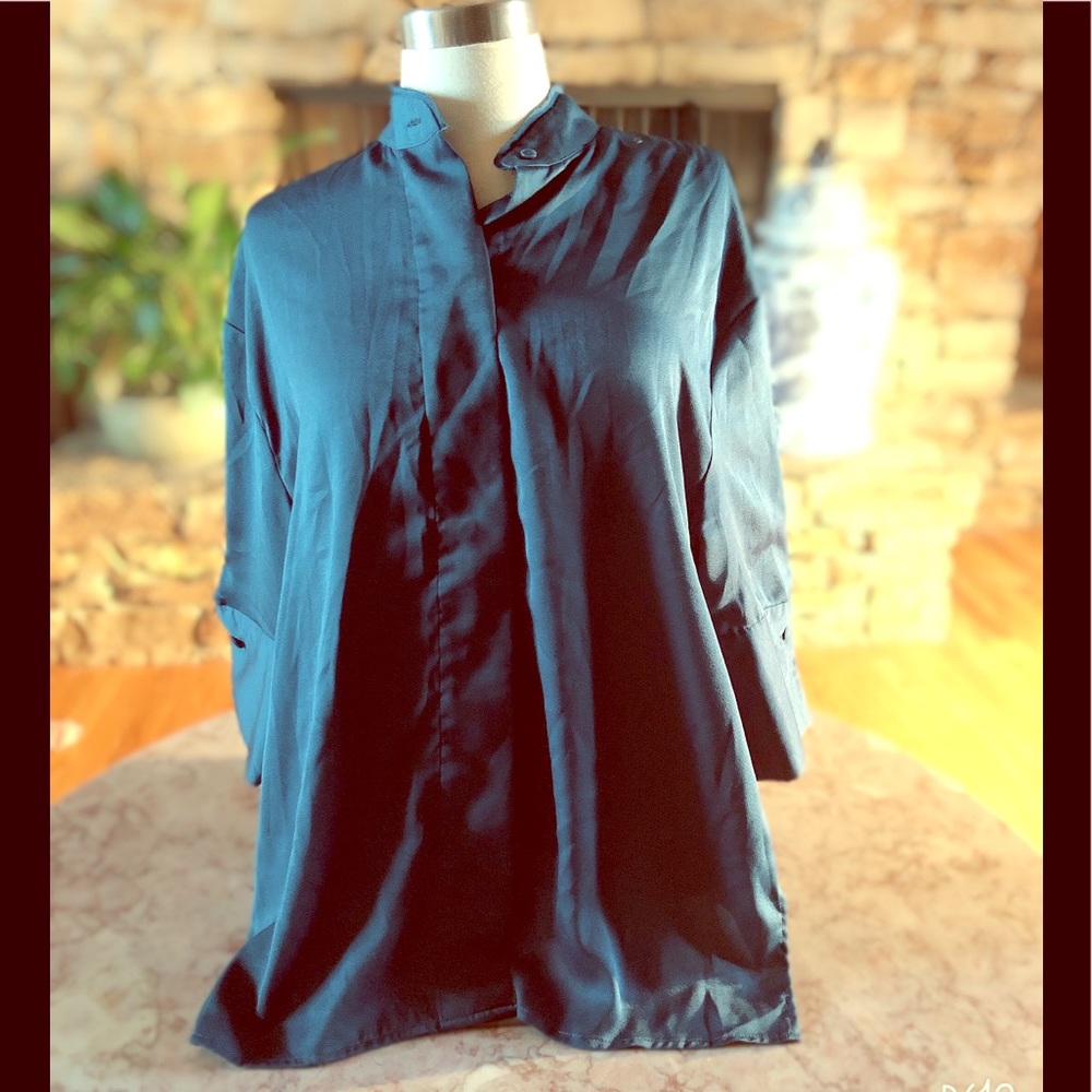 Who What Wear Button shirt with 3/4 sleeves (Med)